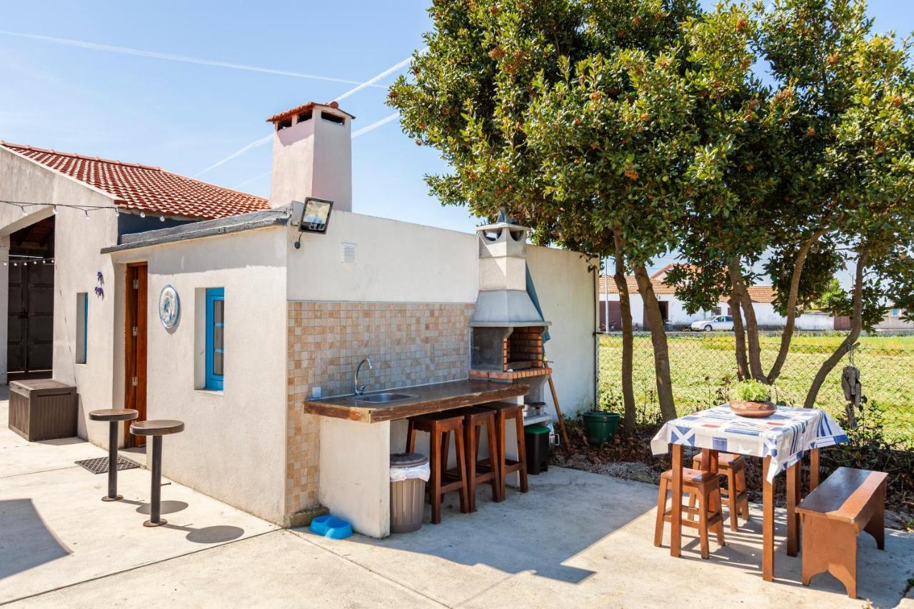 Отель Bloomoon House Bunheiro Экстерьер фото