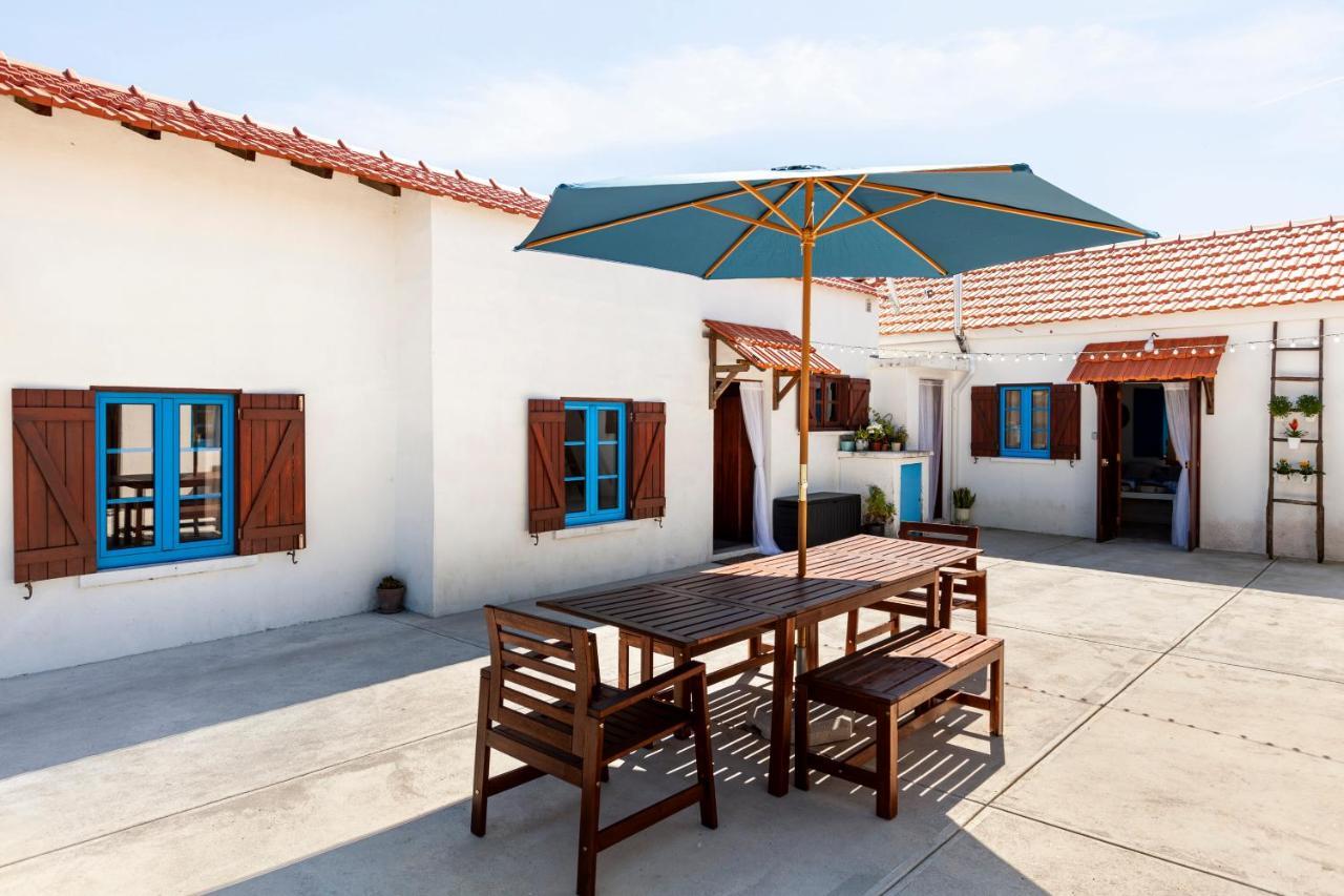 Отель Bloomoon House Bunheiro Экстерьер фото