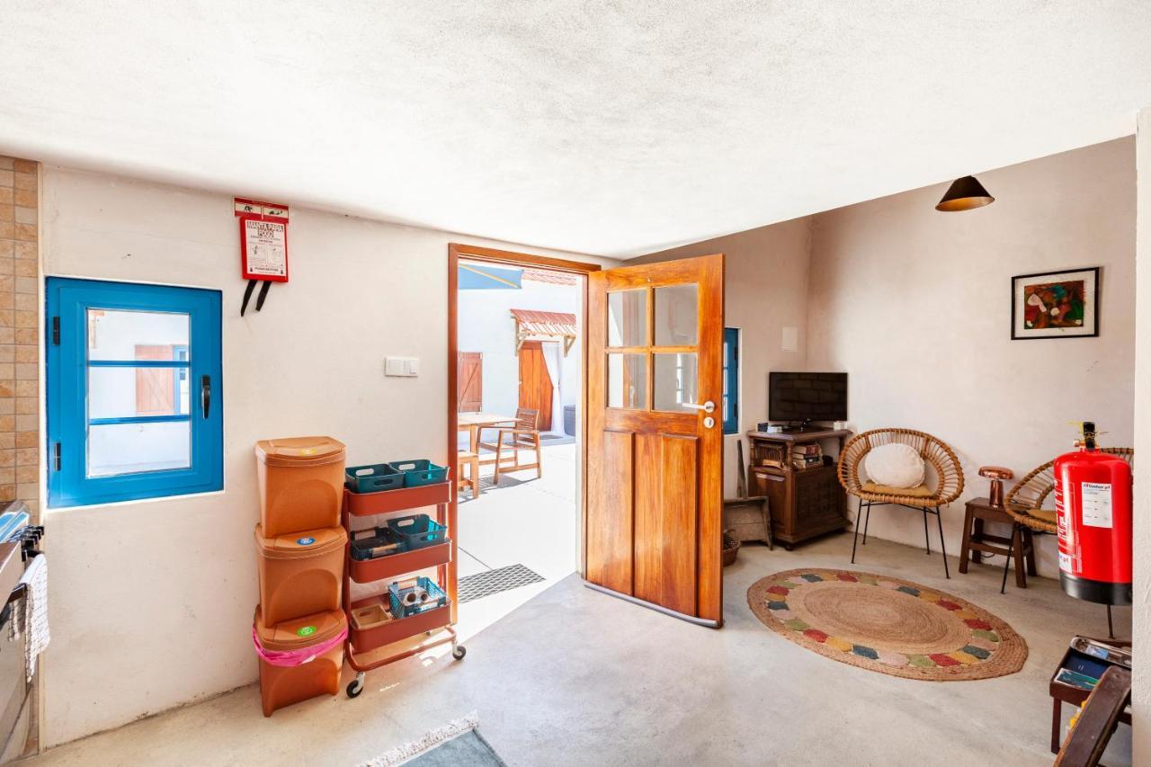 Отель Bloomoon House Bunheiro Экстерьер фото